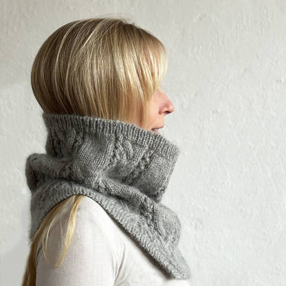 Lacy Braid Cowl